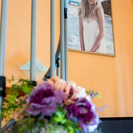 アパート With Balcony And Mountain View Oleandra 5 *