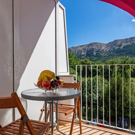 With Balcony And Mountain View Oleandra 5 Baška