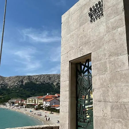 With Balcony And Mountain View Oleandra 5 * Baska (Krk)