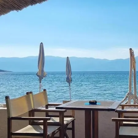 Apartment With Balcony And Mountain View Oleandra 5 *